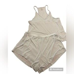 NWOT Pijama Set Tank and short with super soft Tencel fabric blend in Gray. XL